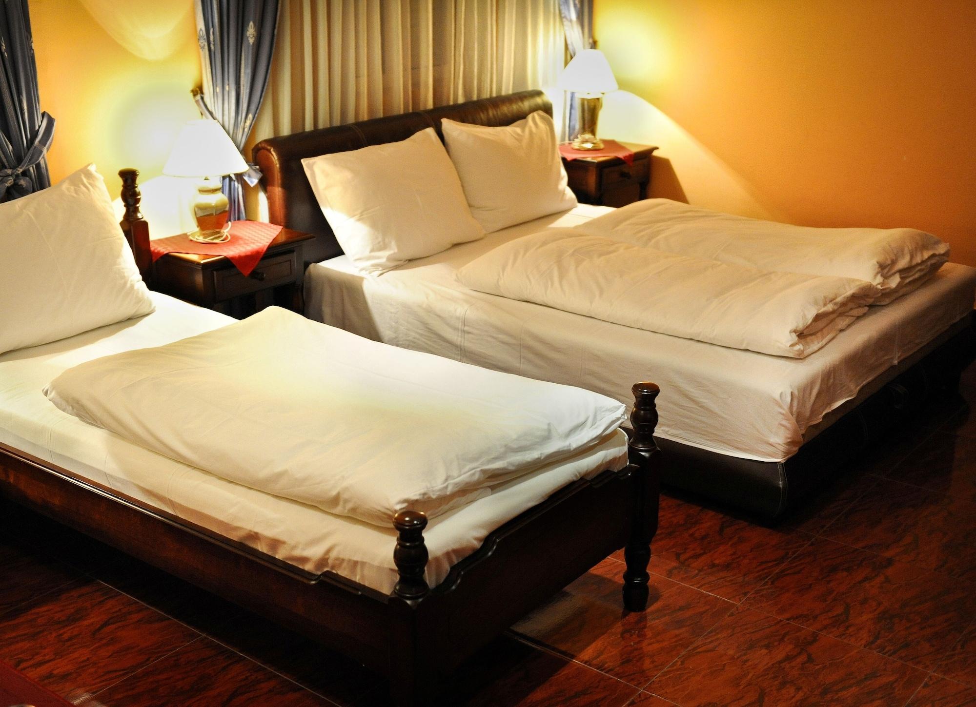 Hotel Evropa Podgorica Ngoại thất bức ảnh